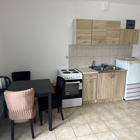 Apartmani Zelenika 헤르섹 외부 사진